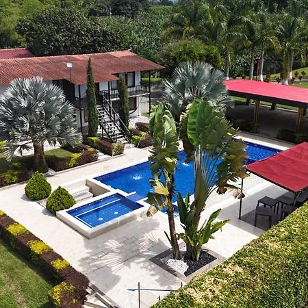Finca Casa Blanca Armenia  Εξωτερικό φωτογραφία