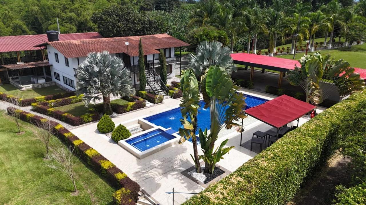 Finca Casa Blanca Armenia  Εξωτερικό φωτογραφία